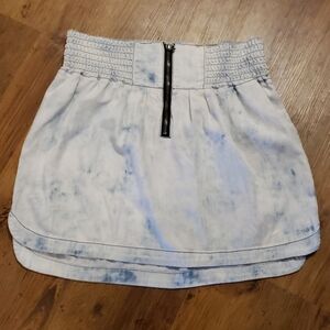 Roxy bleach washed light denim skirt zip front